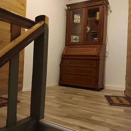 Horstis Reni Apartment *